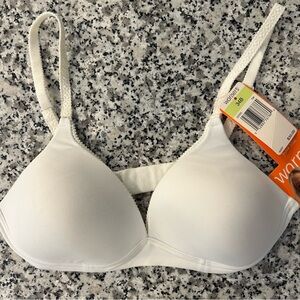 NWT Warner’s Elements of Bliss Wireless Bra 34B - style# 2000